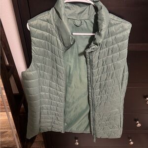 Green Quilted Vest- large tall
